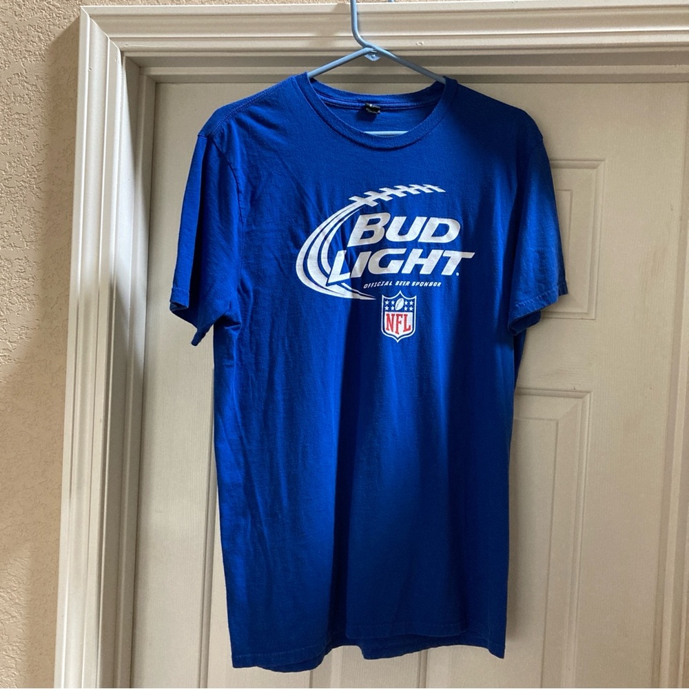 THE CONCERT TEE Blue Men's Graphic T-Shirt